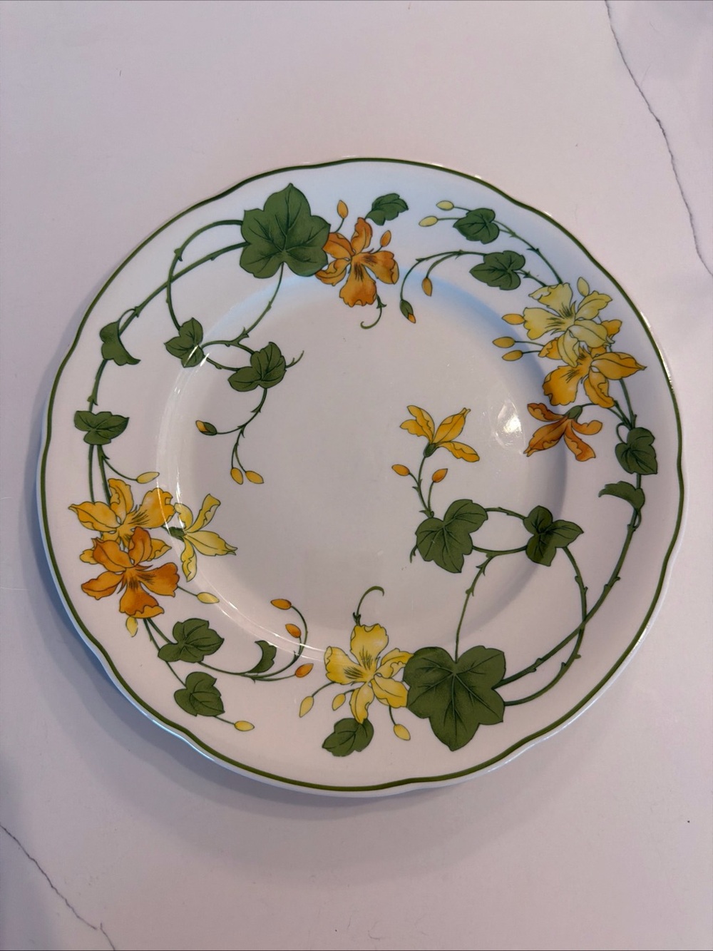 Villerot & Boch Geranium Plate 10.5 Inches Dinner Plate